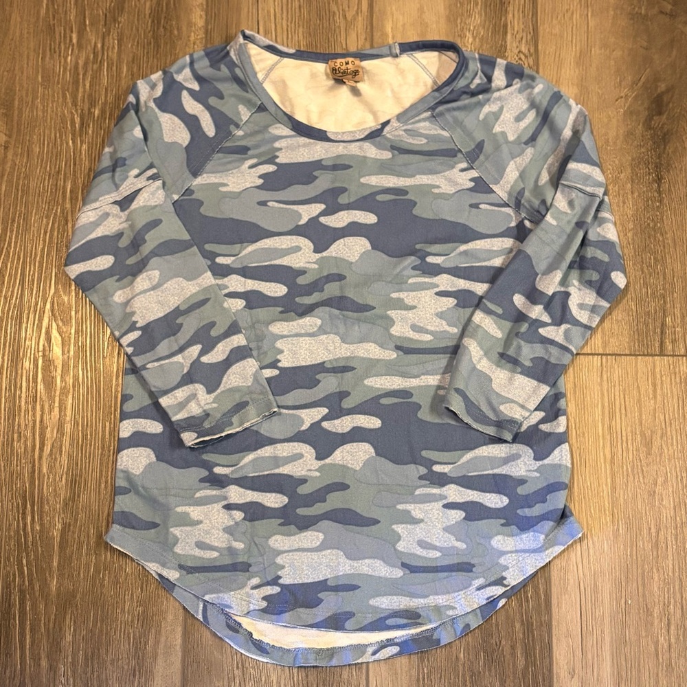 💙Como Vintage💙 Blue Camouflage Long Sleeve Top